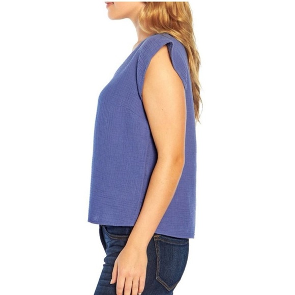 New Three Dots Periwinkle Cap Sleeve V Neck Top - Picture 3 of 8